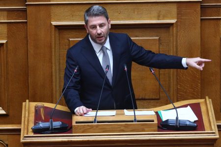 Νίκος Ανδρουλάκης στη Βουλή: Το τέλος θα το βάλει ο ελληνικός λαός