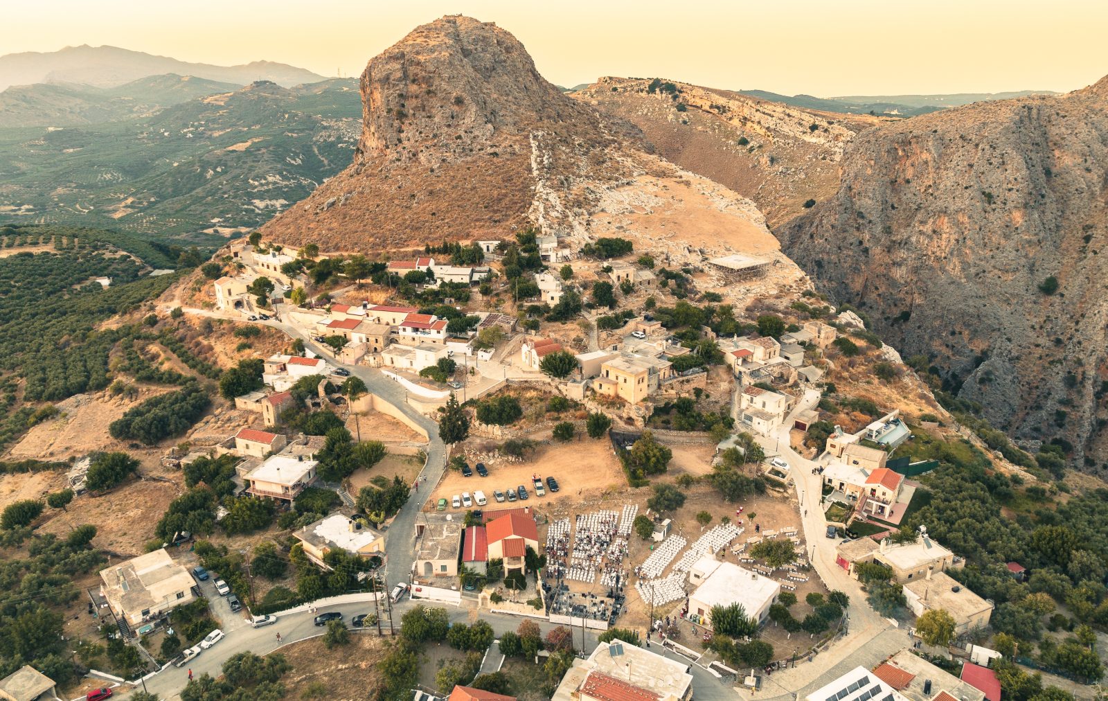 Γιορτές Ρόκκας: Τρία ημιορεινά χωριά της Κρήτης γεμίζουν με πολιτισμό και ζωή