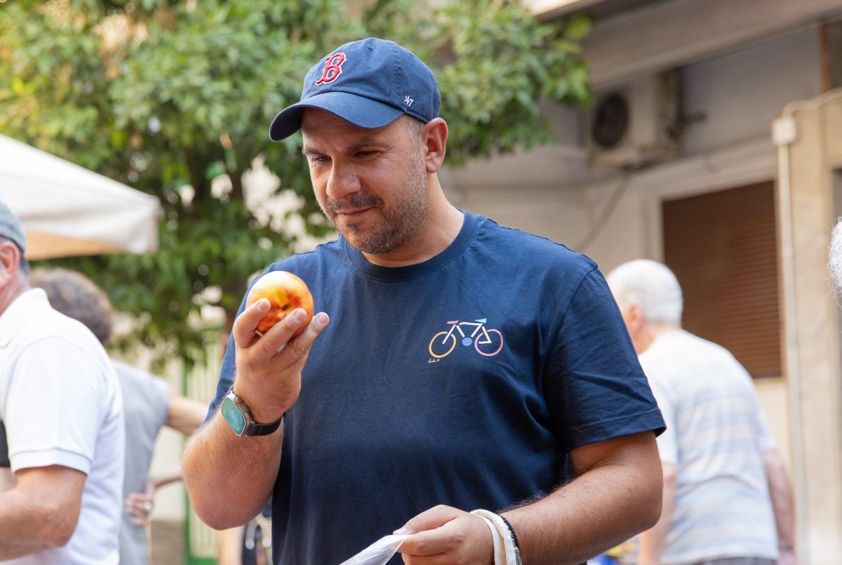 Μια μέρα με τον “Μαμά, πεινάω”, Τάσο Αντωνίου