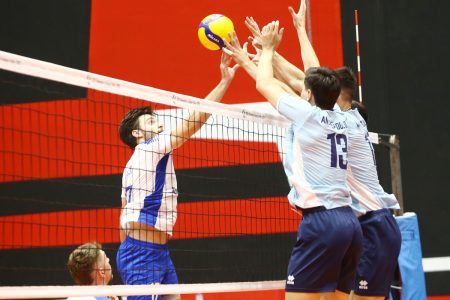 Προσαγωγές για παλαιστινιακές σημαίες στο Ελλάδα – Ισραήλ