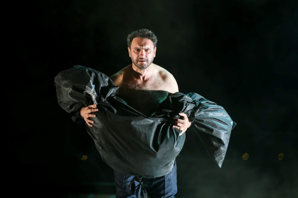 Μελέτης Ηλίας στο ΒΗΜΑ: «Δεν μπορείς να είσαι πιο έξυπνος από τον Σοφοκλή»