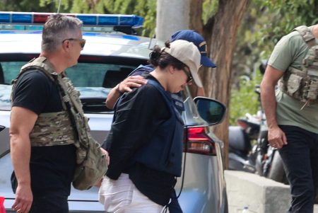 Παλαιό Φάληρο: Οδηγήθηκε στον ανακριτή η 32χρονη – Τα ερωτήματα