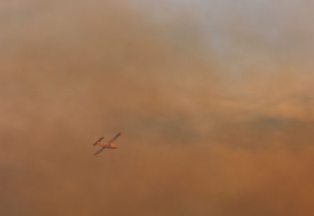 Γαλλία: Ενας νεκρός και εννέα τραυματίες από τη μεγάλη φωτιά