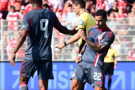 Ουνιόν Βερολίνου-Ολυμπιακός 0-1: Συνεχίζουν με νίκες οι «ερυθρόλευκοι»