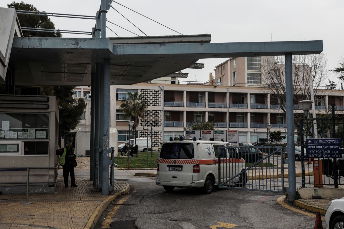 Υποχώρησε ασανσέρ στο νοσοκομείο «Γεννηματάς» – ΕΔΕ για το περιστατικό