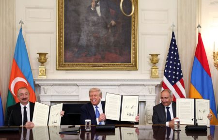 Αρμενία-Αζερμπαϊτζάν: Στη δημοσιότητα το κείμενο της συμφωνίας ειρήνης