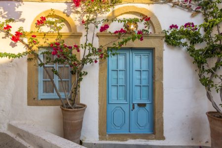 Πάτμος: Το «ιερό» νησί με τα χίλια πρόσωπα