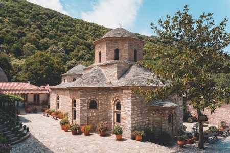 Ηθη, έθιμα και γιορτές με άρωμα παράδοσης