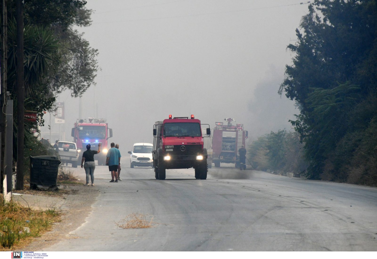 Φωτιές σε πολλά μέτωπα – Ισχυρές πυροσβεστικές δυνάμεις – Όλες οι εξελίξεις