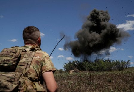 Μόσχα και Κίεβο παίρνουν θέση στη σκακιέρα ενόψει της συνάντησης Τραμπ- Πούτιν