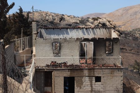 Ολοκληρώθηκαν οι αυτοψίες για τις ζημιές από την πρόσφατη φωτιά στην Κερατέα