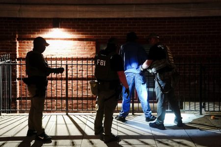 Ο αυταρχικός κατήφορος των ΗΠΑ: Από την «κατάληψη» της Ουάσινγκτον στον έλεγχο των μουσείων