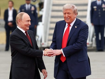 Οι εικόνες από τη θερμή υποδοχή του Πούτιν στην Αλάσκα