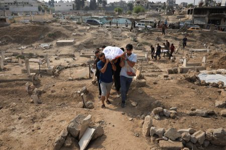 Νεκροί 39 Παλαιστίνιοι από ισραηλινά πυρά – Ετοιμάζονται οι πρώτες απομακρύνσεις αμάχων