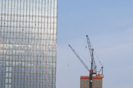 Ινδονησία: Δεκάδες τραυματίες μετά από σεισμό 6 βαθμών