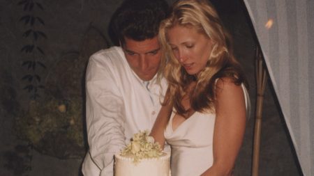 John F. Kennedy Jr. – Carolyn Bessette-Kennedy: Ο πιο μυστικός γάμος των 90s
