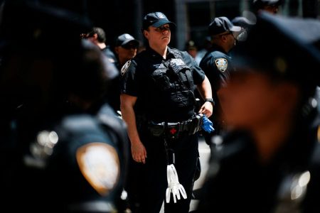 Νέα Υόρκη: Τρεις νεκροί μετά από πυροβολισμούς σε κέντρο διασκέδασης