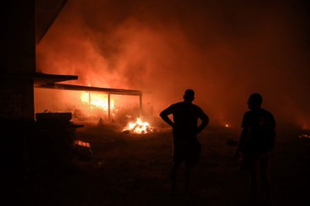 «Ξαναμπήκα στη φωτιά για να σώσω το βιος μου»