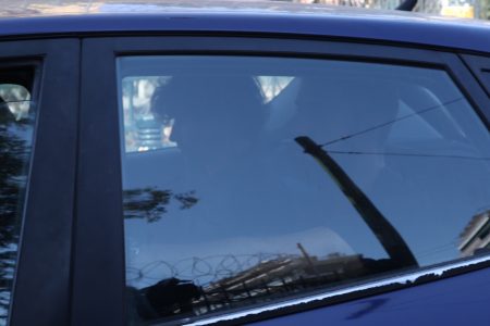 Γυναικοκτονία στο Χαλάνδρι: Ο 28χρονος έσπασε το πρώτο μαχαίρι στο θώρακα της 47χρονης