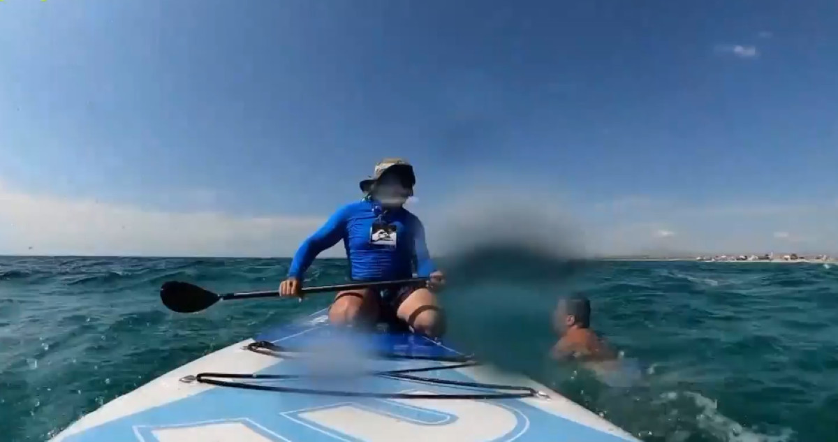 Βίντεο: Δραματική διάσωση πατέρα και παιδιών που παρασύρθηκαν από θαλάσσια ρεύματα