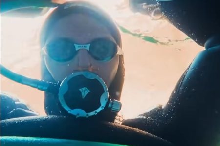 Ρεκόρ Γκίνες: Κροάτης δύτης κράτησε την ανάσα του για 29 λεπτά