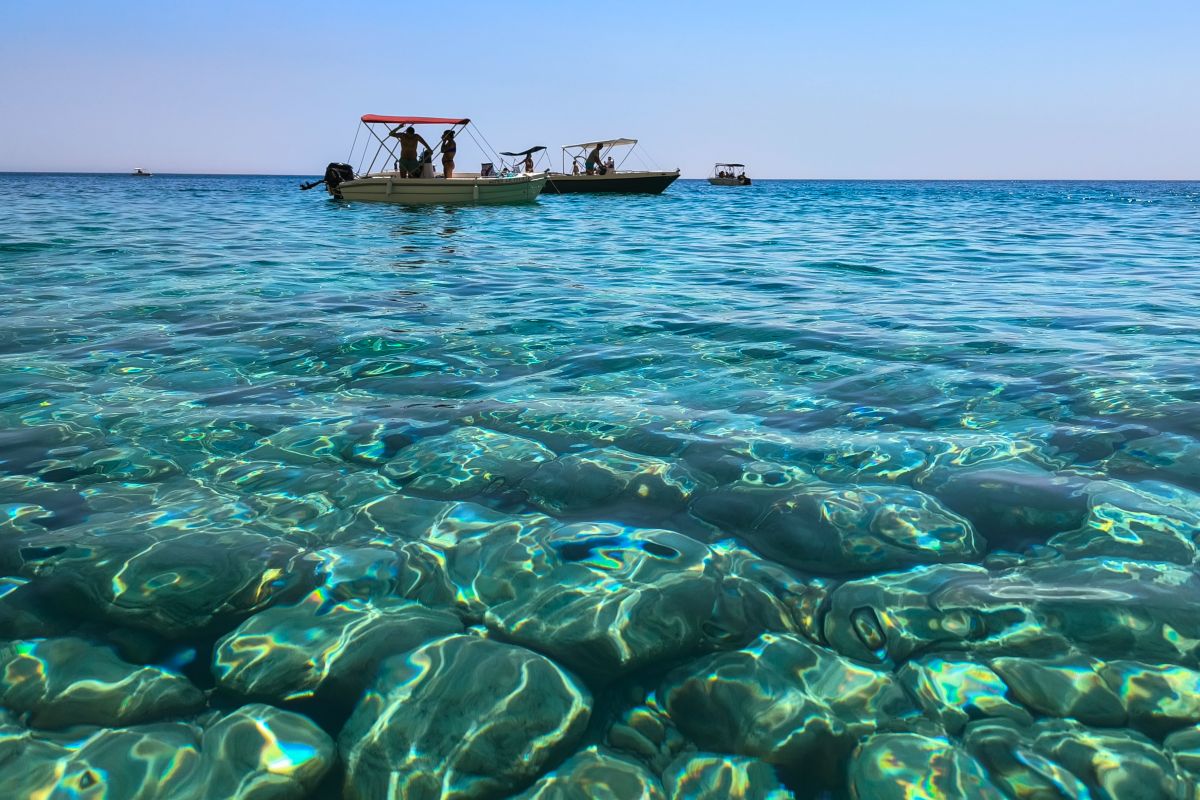 Καιρός: Μίνι καύσωνας με 42°C και στην Αττική – Πότε θα δροσίσει