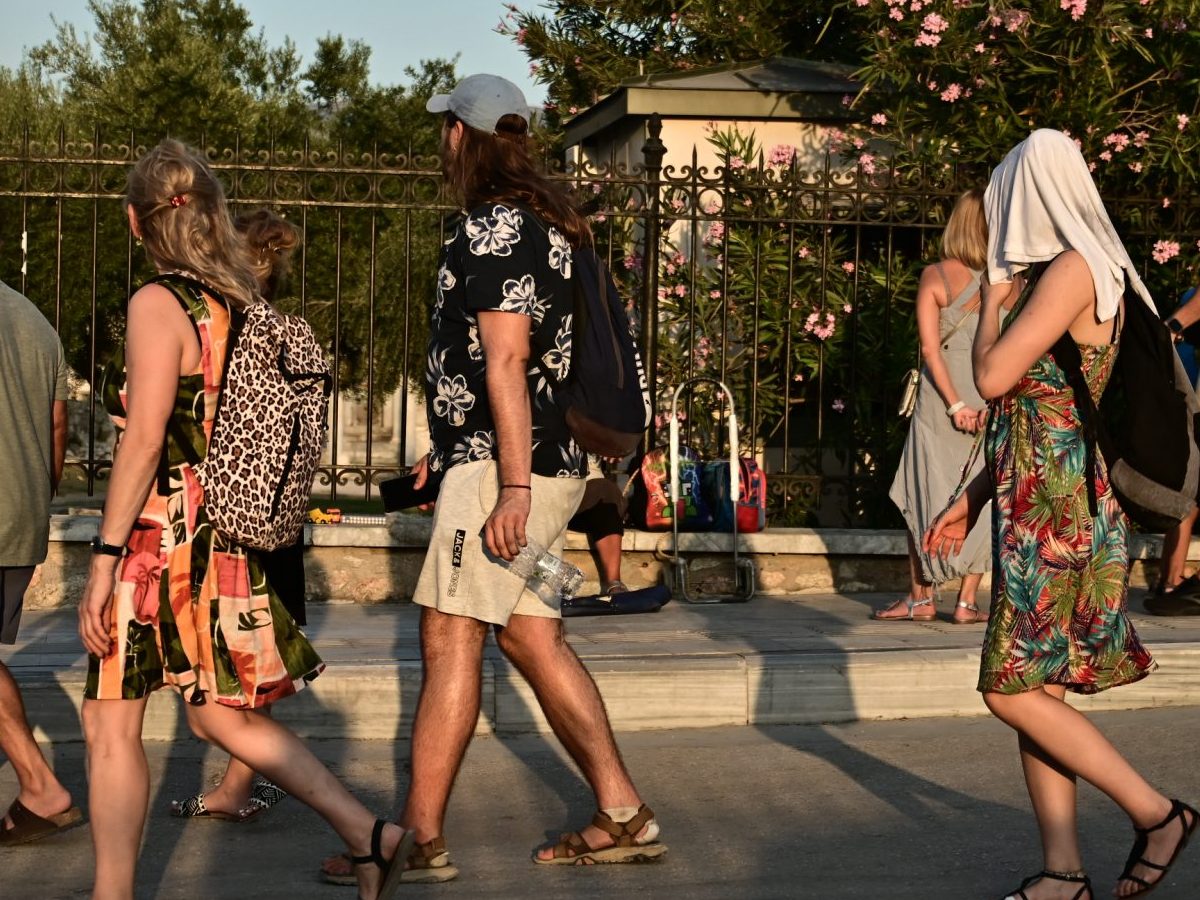 Οι περιοχές που «επιμένουν» τα 40αρια – Πού επιστρέφουν οι καταιγίδες