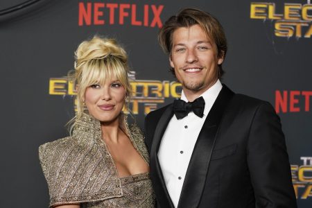 Η Millie Bobby Brown και ο Jake Bongiovi υιοθέτησαν ένα κοριτσάκι