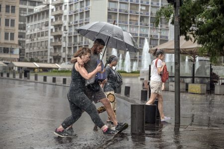 Καιρός: Πτώση της θερμοκρασίας για τις επόμενες μέρες – Πού έρχονται βροχές