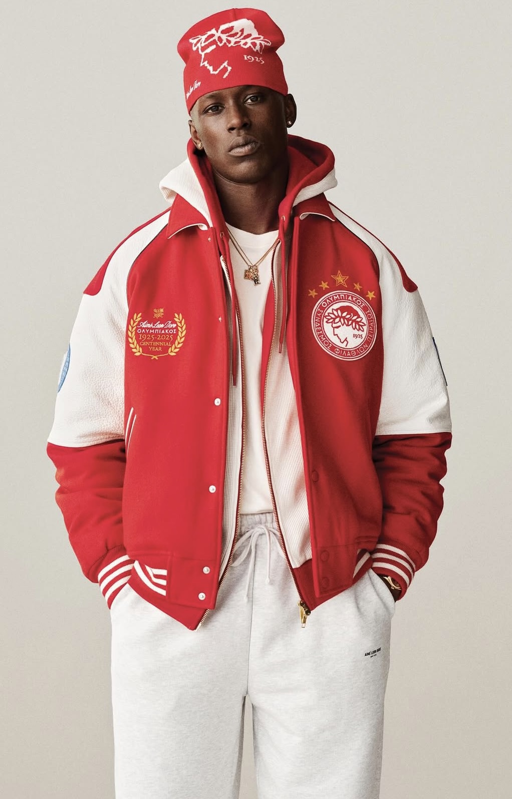 Aimé Leon Dore x Olympiacos FC: Ο άνθρωπος πίσω από την πιο stylish συνεργασία του Ολυμπιακού