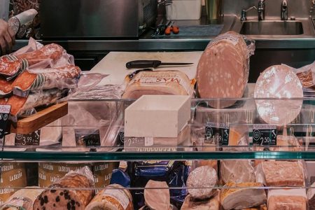 Η Υφαντής εξαγόρασε τη ΝΙΚΑΣ –  Οι φήμες που έγιναν deal