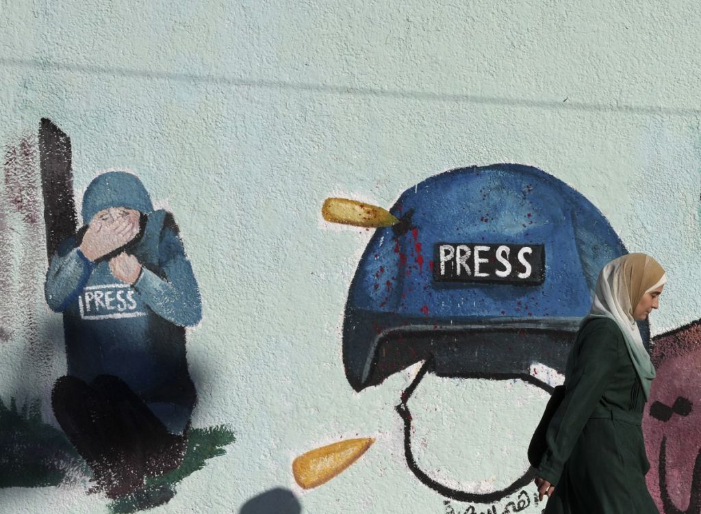 Γάζα: Στο στόχαστρο των IDF δημοσιογράφοι και άμαχοι – Διεθνής κατακραυγή