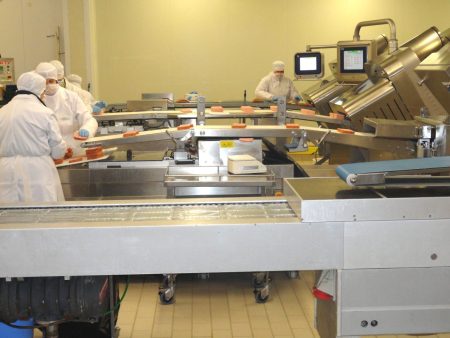 Αλλαντικά Υφαντής: Από το Μοσχάτο στις ΗΠΑ – Η εξαγορά της Νίκας, το άνοιγμα στον τουρισμό