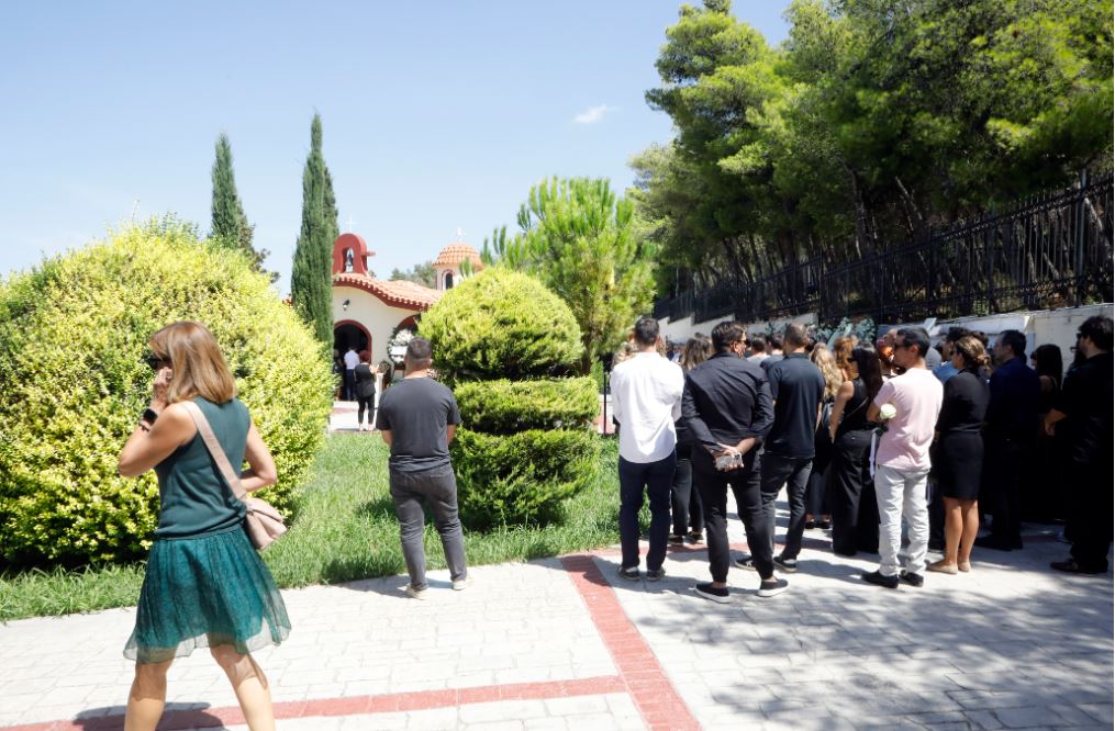 Αλεξάνδρα Νικολαΐδου: Ανείπωτη θλίψη στο τελευταίο αντίο