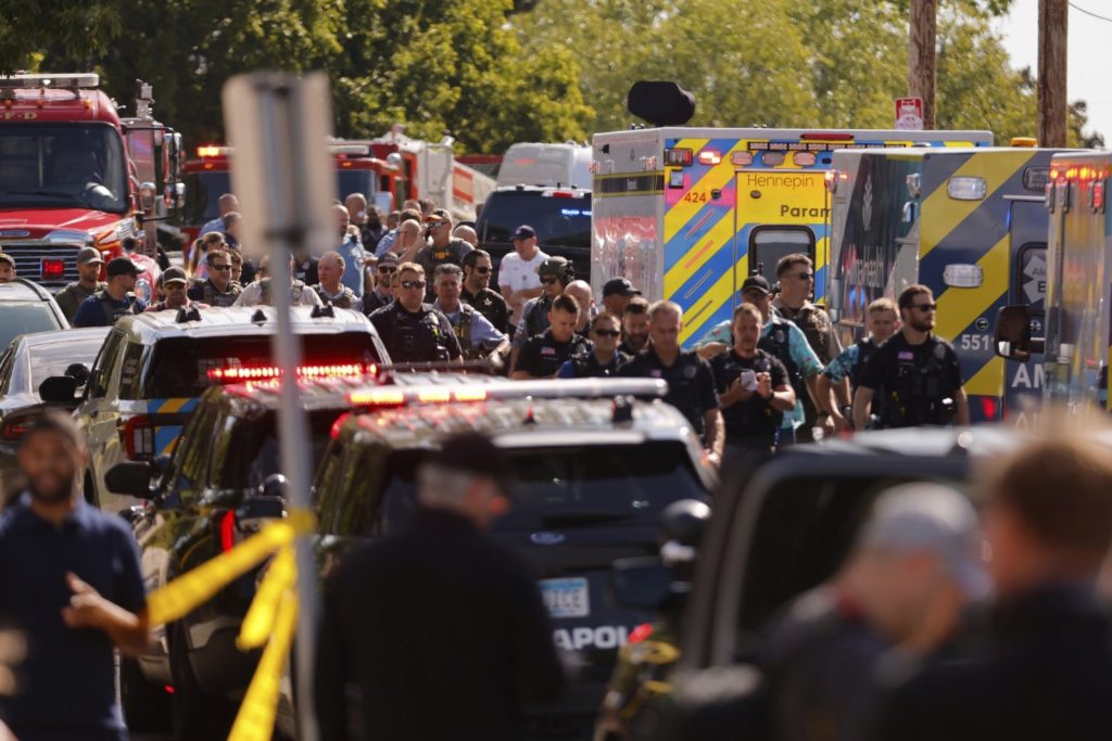Μινεσότα: Πυροβολισμοί σε σχολείο – Τρεις νεκροί, 17 τραυματίες