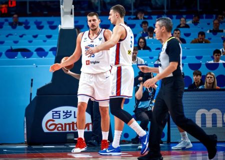 Eurobasket 2025: Έστειλε μήνυμα από την πρεμιέρα η Σερβία
