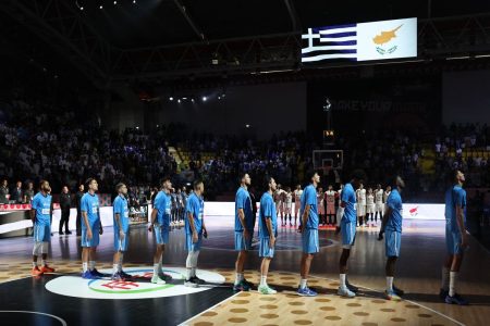 Eurobasket 2025: Η συγκινητική στιγμή με τον Εθνικό Ύμνο στο Κύπρος-Ελλάδα