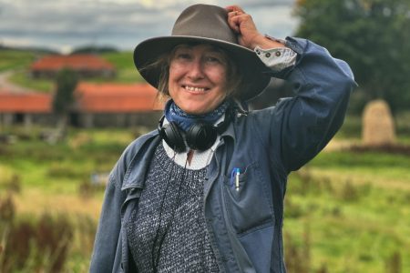 Αθηνά Ραχήλ Τσαγγάρη στο «ΒΗΜΑ»: «Παιδικό παραμύθι για την κόλαση και το τέλος»