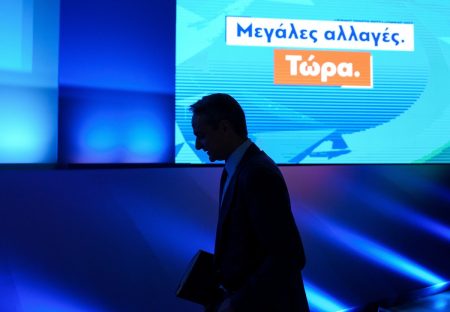 Στις πόσες επανεκκινήσεις «καίγεται» μια κυβέρνηση;