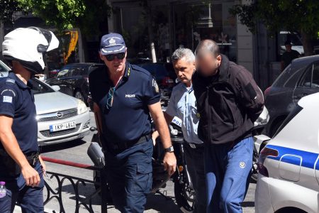 Πάτρα: Μπλεγμένος με ναρκωτικά και κλοπές ο οδηγός της μηχανής – Κηδεύεται η 86χρονη