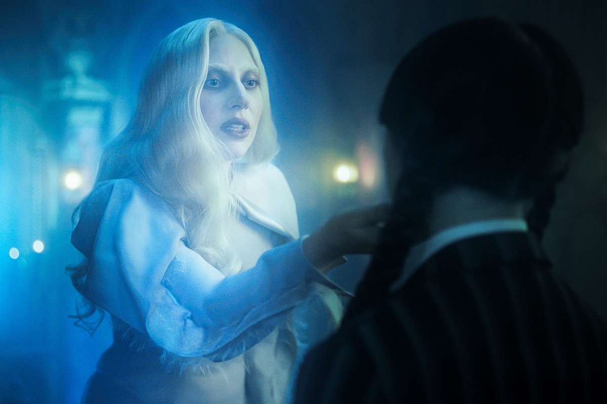 Ακούμε με τη Lady Gaga το νέο της σινγκλ «The dead dance» από τη σειρά «Wednesday»