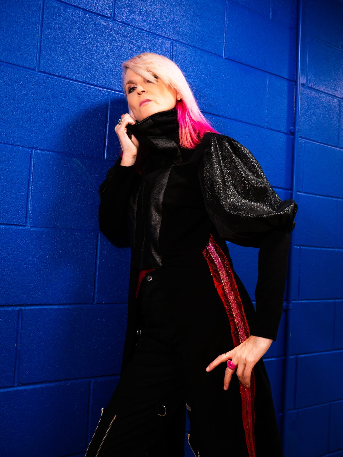 Οι Faithless επιστρέφουν και είναι μεγαλύτεροι από τη ζωή