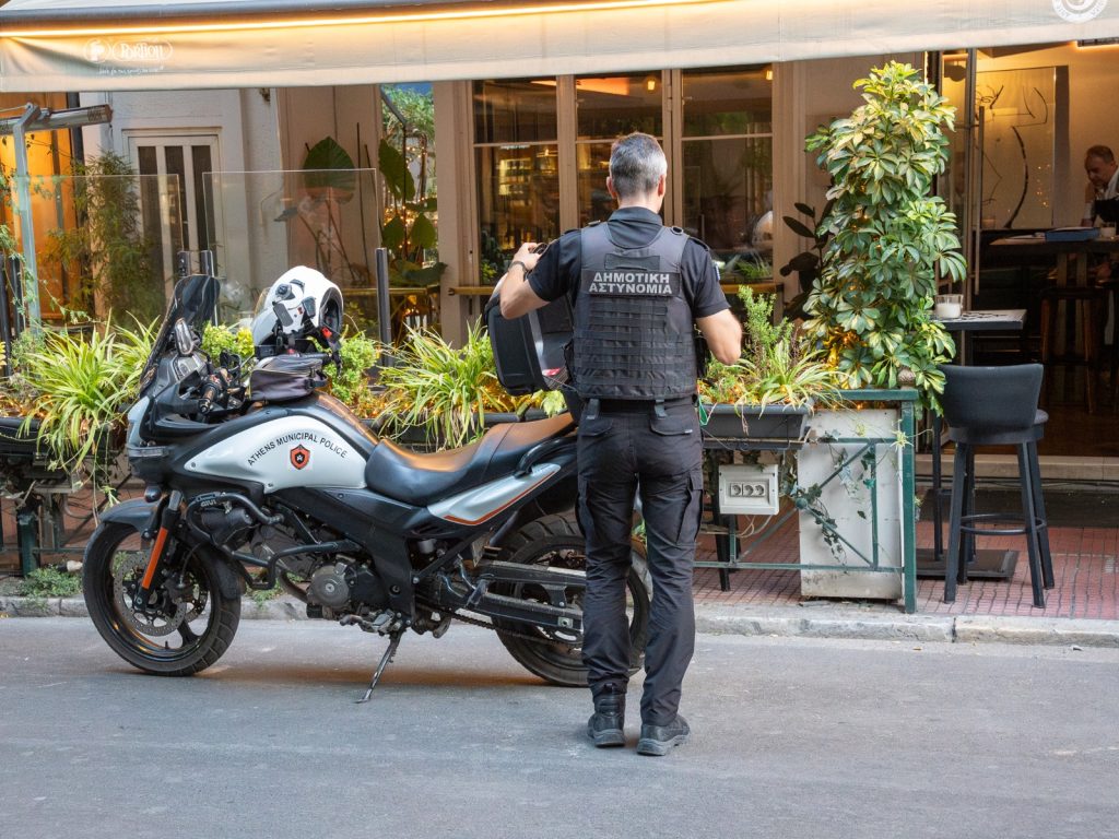 Αθήνα: «Λουκέτο» σε 38 καταστήματα – Οι λόγοι