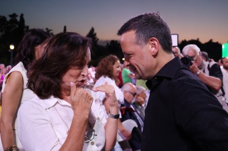 ΠαΣοΚ: Αιχμές από Δούκα και Διαμαντοπούλου για τη διεύρυνση