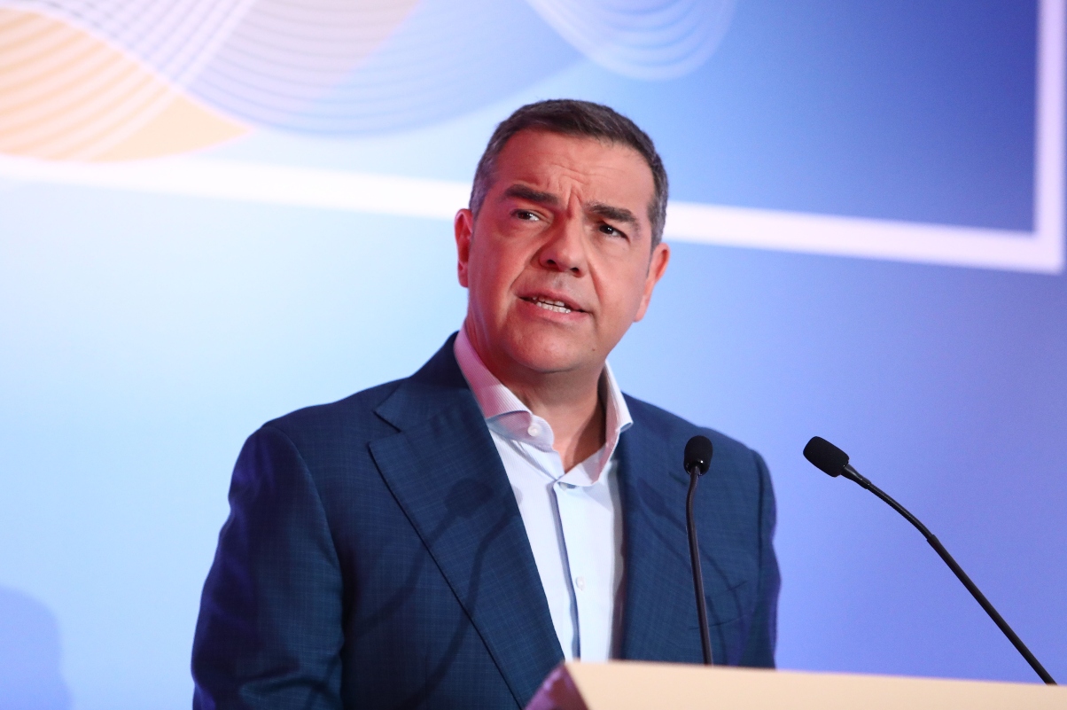 Τσίπρας: Έτσι έγραψε την Ιθάκη – Το κασετόφωνο, η προσέγγιση για το 2015