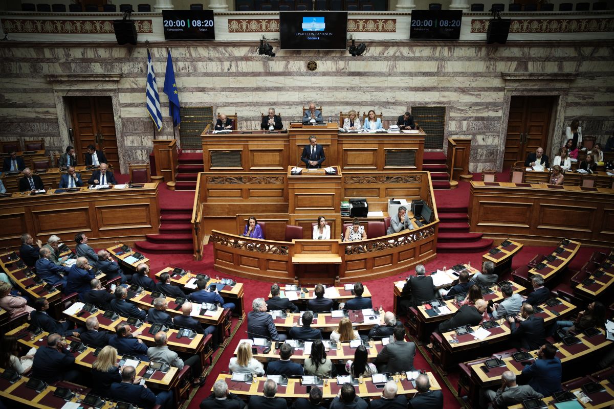 Βουλή: Ψηφίστηκε το φορολογικό νομοσχέδιο που είχε εξαγγελθεί στη ΔΕΘ