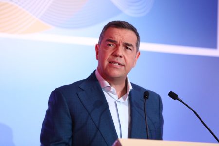 Αλέξης Τσίπρας: Επιστροφή με «νέο πατριωτισμό»