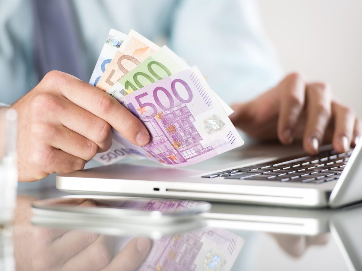 Πλούτος: Είμαστε πιο πλούσιοι ή πιο φτωχοί από την περίοδο της κρίσης;