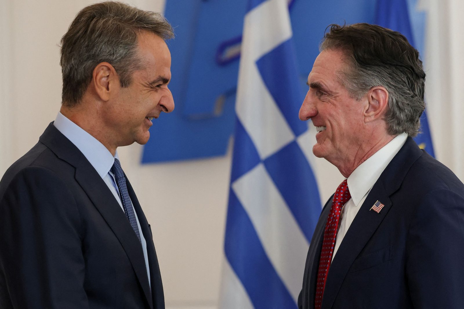 Το παρασκήνιο της επίσκεψης Μπέργκαμ