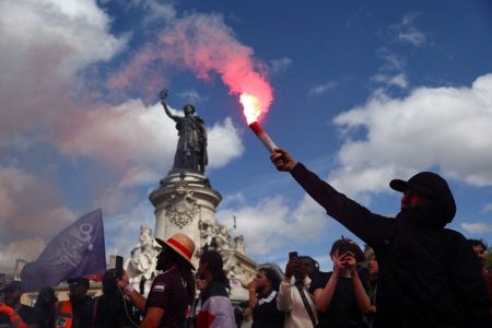 Γαλλία: Το χρέος και το έλλειμμα βυθίζουν τη χώρα